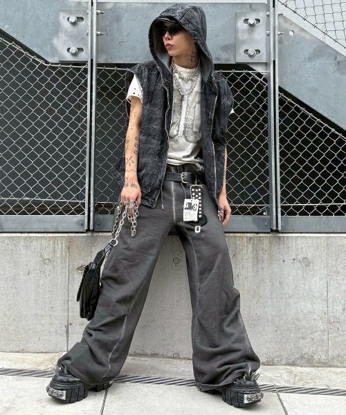 DIG YOUR OWN GRAVE buggy denim grunge