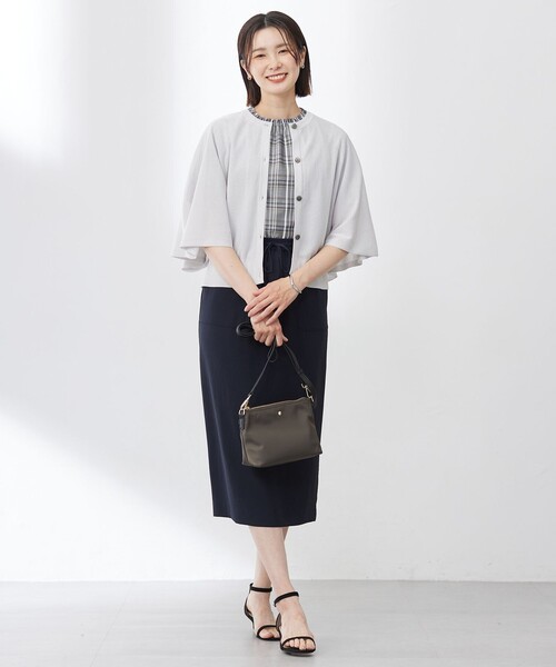 J.PRESS(ジェイプレス)の「【WEB限定カラーあり・洗える・接触冷感・吸水速乾】Lightジョーゼット ナロー スカート(スカート・レディース・ベージュ系/ダークブラウン系/ネイビー系・T13/T15)」の17枚目の写真
