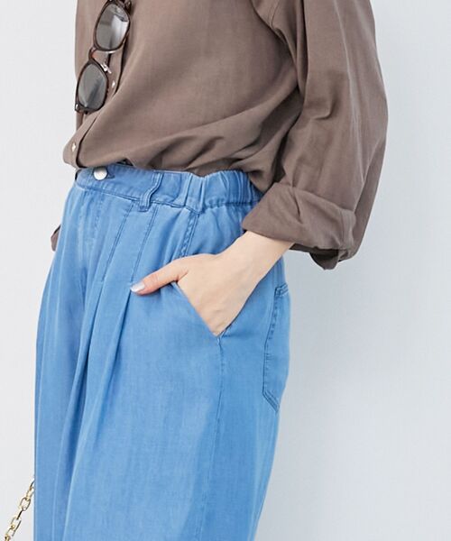 le.coeur blanc（ルクールブラン）の「ツータックワイドクロップドデニム（デニムパンツ・レディース・ブルー/サックスブルー・40/38）」の14枚目の写真