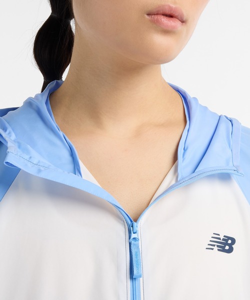 NEW BALANCE(ニューバランス)の「Athletics パッカブルフルジップジャケット(ナイロンジャケット・レディース・ブルー系その他・SMALL/MEDIUM/LARGE)」の5枚目の写真