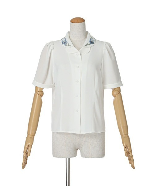 an another angelus（アンアナザーアンジェラス）の「アイリス刺繍開衿ブラウス/ fint　フィント（シャツ/ブラウス・レディース・ホワイト×ブルー/ホワイト×パープル・FREE）」の19枚目の写真