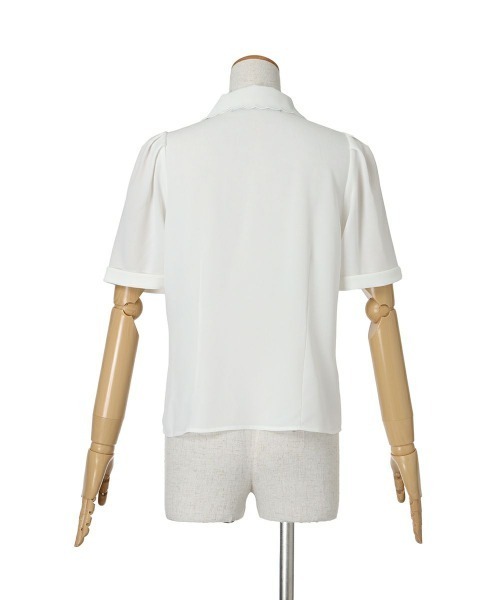 an another angelus（アンアナザーアンジェラス）の「アイリス刺繍開衿ブラウス/ fint　フィント（シャツ/ブラウス・レディース・ホワイト×ブルー/ホワイト×パープル・FREE）」の20枚目の写真