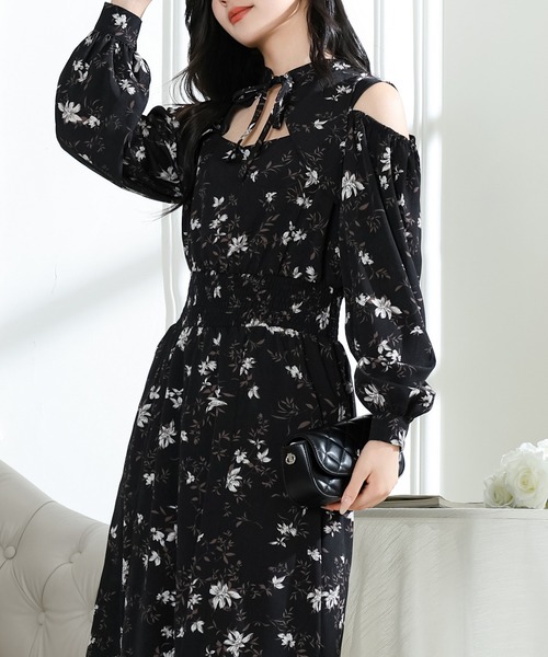 Lace Ladies(レースレディース)の「花柄 襟付き オフショル風 デザイン ロング ワンピース(ワンピース・レディース・ベージュ/ラベンダー/ブラック・S/FREE)」の12枚目の写真
