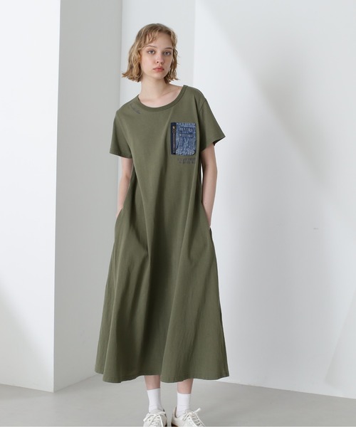 AVIREX(アヴィレックス)の「DENIM POCKET FLARE ONEPICE/デニム ポケット フレア ワンピース(ワンピース・レディース・レッド/ブラック/オリーブ/ブルー/パープル・F)」の10枚目の写真