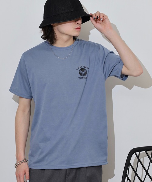 FUNALIVE(ファンアライブ)の「フロントプリントTシャツ UVカット COOL&DRY(Tシャツ/カットソー・メンズ・ライトグリーン/ブラック/ライトブラック/サーモンピンク/ダークネイビー/ホワイト系その他3/ブラック系その他4/ホワイト/ライトブルー/ネイビー/インディゴブルー/オリーブ/サックスブルー/ホワイト系その他2/ブラック系その他3/ブラック系その他5/オフホワイト/ブラック系その他6/ライトグリーン系1/スミクロ/ミント/ライトベージュ/グレイッシュベージュ/ブラック系その他2・M/L/LL)」の1枚目の写真