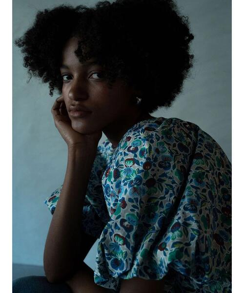 Te chichi（テチチ）の「【LIBERTY】バルーンスリーブブラウス《2025summer catalog item》（シャツ/ブラウス・レディース・ベージュ/グリーン・F）」の12枚目の写真