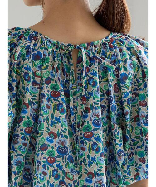 Te chichi（テチチ）の「【LIBERTY】バルーンスリーブブラウス《2025summer catalog item》（シャツ/ブラウス・レディース・ベージュ/グリーン・F）」の21枚目の写真