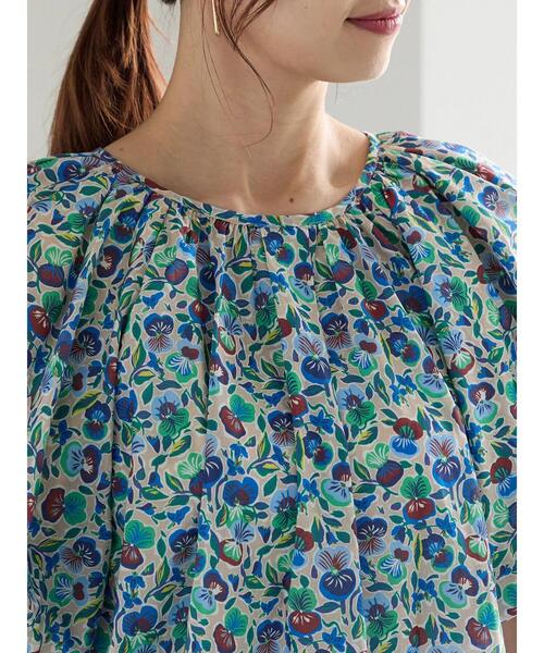 Te chichi（テチチ）の「【LIBERTY】バルーンスリーブブラウス《2025summer catalog item》（シャツ/ブラウス・レディース・ベージュ/グリーン・F）」の22枚目の写真