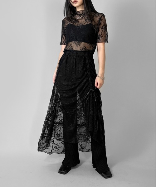 LVEU.(ラブユ.)の「【LVEU.】メロウレースシアートップス / トップス カットソー シアー レース 半袖 メロウ メロー クロップド ショート 花柄 フラワー レイヤード ブラック ZOZOTOWN限定(Tシャツ/カットソー・レディース・ブラック・FREE)」の16枚目の写真
