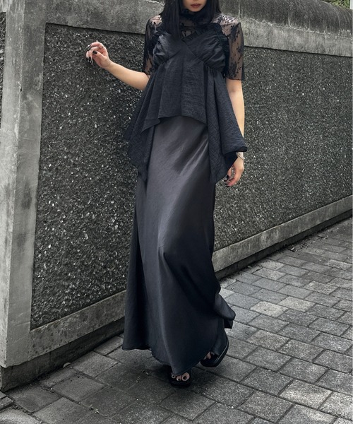 LVEU.(ラブユ.)の「【LVEU.】メロウレースシアートップス / トップス カットソー シアー レース 半袖 メロウ メロー クロップド ショート 花柄 フラワー レイヤード ブラック ZOZOTOWN限定(Tシャツ/カットソー・レディース・ブラック・FREE)」の7枚目の写真