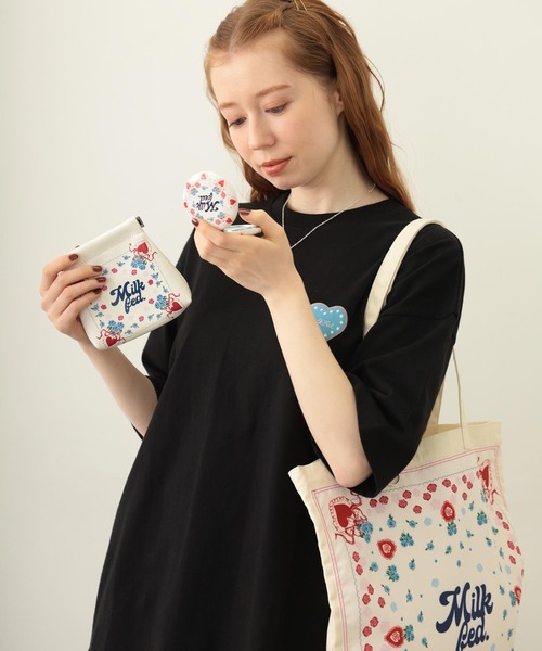 MILKFED.（ミルクフェド）の「FLOWER PATTERN BANDANA BAG（トートバッグ・レディース・オフホワイト/ライトピンク/ライトブルー・ONE SIZE）」の10枚目の写真