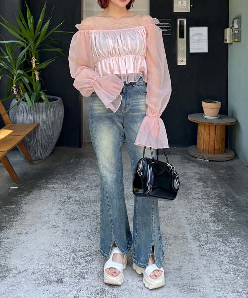 mline（エムライン）の「[mline]スリットフレアデニム（デニムパンツ・レディース・ブルー/ブラック・1/2）」の19枚目の写真