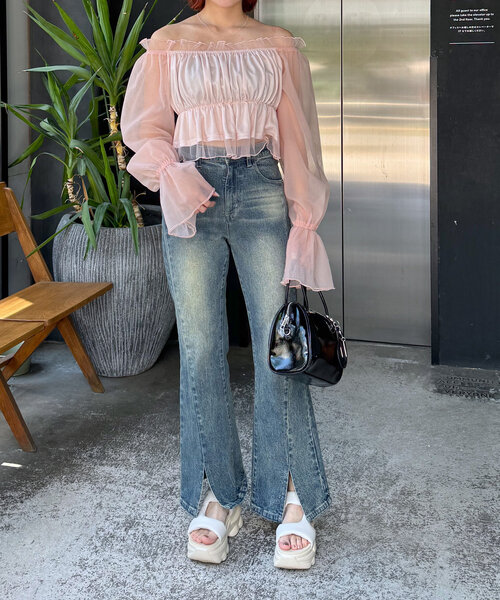 mline（エムライン）の「[mline]スリットフレアデニム（デニムパンツ・レディース・ブルー/ブラック・1/2）」の20枚目の写真