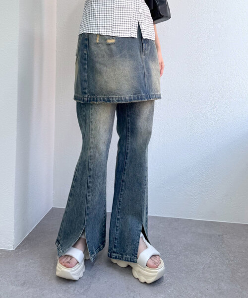 mline（エムライン）の「[mline]スリットフレアデニム（デニムパンツ・レディース・ブルー/ブラック・1/2）」の22枚目の写真