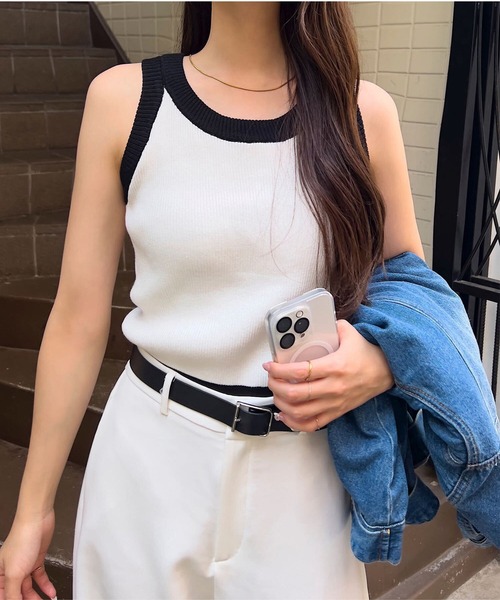 KOBE LETTUCE（コウベレタス）の「カップ付きアメリカンスリーブニットトップス（タンクトップ・レディース・ベージュ×ブラック/ホワイト×ブラック/ブラック/ブラック×ホワイト/ブラウン・M）」の2枚目の写真