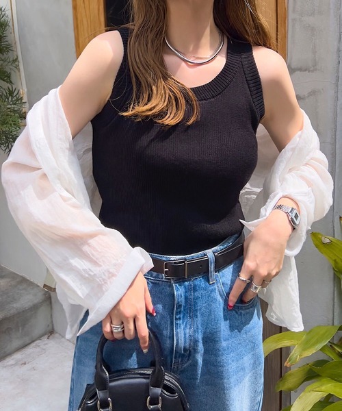 KOBE LETTUCE（コウベレタス）の「カップ付きアメリカンスリーブニットトップス（タンクトップ・レディース・ベージュ×ブラック/ホワイト×ブラック/ブラック/ブラック×ホワイト/ブラウン・M）」の9枚目の写真