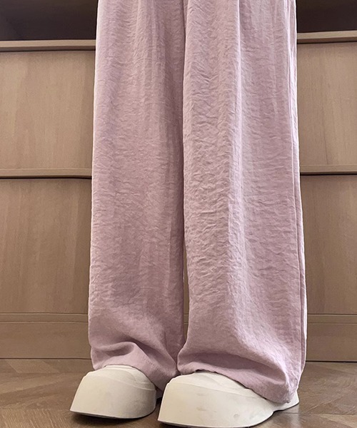 【シルエット可愛い】Alo Yoga リネンカーゴワイドレッグパンツ Show Off Cargo Wide Leg Trouser (Long) - Black | Alo Yoga