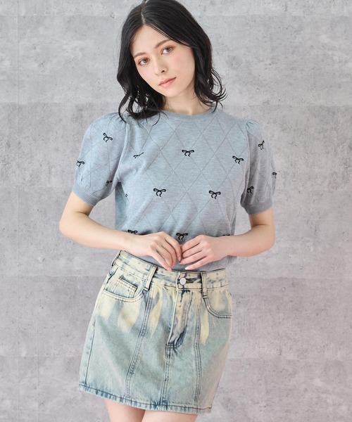 ANAP(アナップ)の「ミニリボン 刺繍 ニット トップス(ニット/セーター・レディース・ホワイト/ブラック/グレー・FREE)」の10枚目の写真