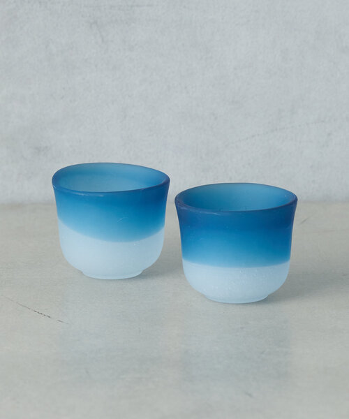 BIRTHDAY BAR(バースデイバー)の「青靄(せいあい)徳利1個・ぐい呑2個ギフトセット(グラス/マグカップ/タンブラー・レディース・ブルー・0)」の6枚目の写真