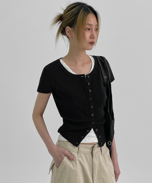 BLACKUP（ブラックアップ）の「[MADE] フェルシー半袖ニットカーディガン（セットアップ可能）（カーディガン/ボレロ・レディース・ブラック/アイボリー・FREE）」の3枚目の写真