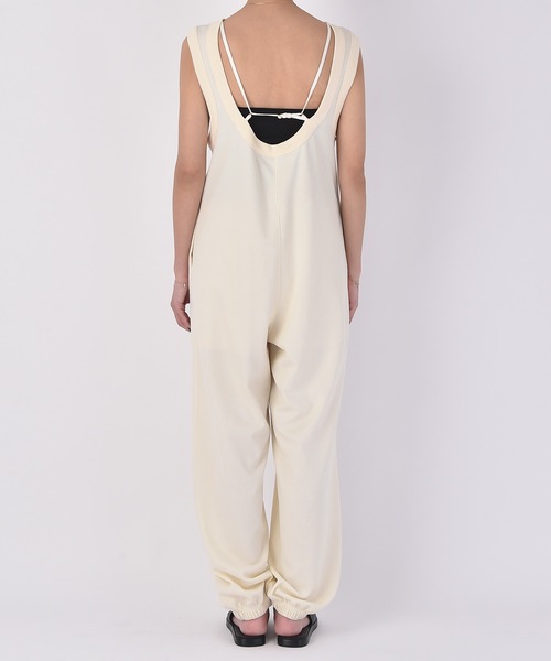 AKTE（アクテ）の「リラックスカットソーロンパース（つなぎ/オールインワン・レディース・アイボリー/ブラック/ブラウン・FREE/TALL）」の13枚目の写真