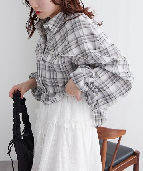 w closet(ダブルクローゼット)の「ウエスタンチェックショートシャツ(シャツ/ブラウス・レディース・グレー/ブルー・FREE)」の8枚目の写真