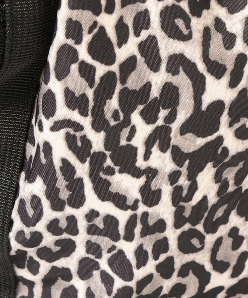 niko and...(ニコアンド)の「オリジナルメッシュ2WAYナップサック(バックパック/リュック・レディース・ブラック/その他1/オレンジ系/レオパード・0)」の7枚目の写真