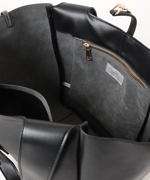 Q（キュー）の「ビッグトート（トートバッグ・レディース・ブラック/マスタード・ONE SIZE）」の6枚目の写真