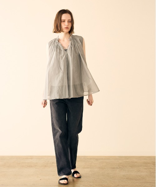 Marilyn Moon(マリリンムーン)の「sheer starched cotton gather blouse(シャツ/ブラウス・レディース・ブラック/オフホワイト/グレー・FREE)」の8枚目の写真