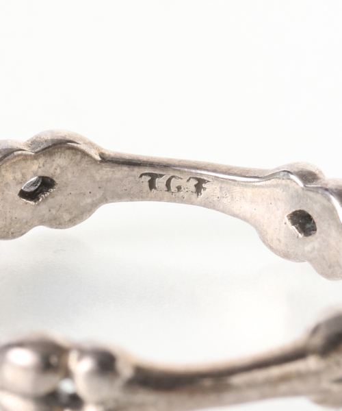 JOURNAL STANDARD(ジャーナルスタンダード)の「THE GREAT FROG Band of Bones(リング・メンズ・シルバー・13)」の3枚目の写真