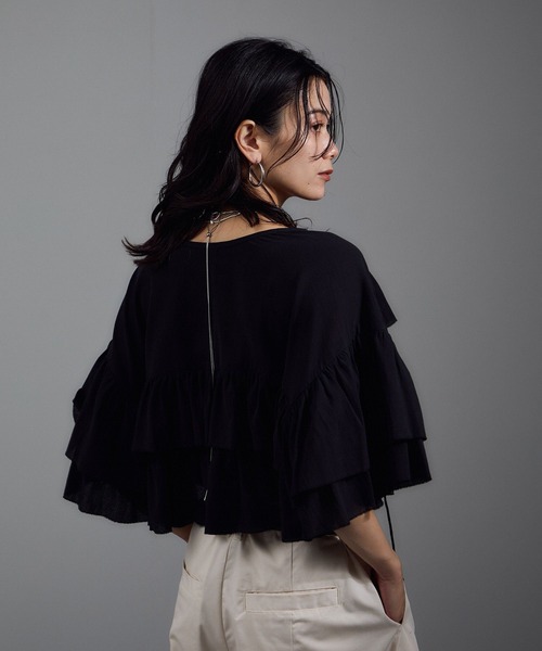 SALON adam et rope'（サロン アダム エ ロペ）の「コットンラッフルブラウス（シャツ/ブラウス・レディース・オフホワイト/ブラック・FREE）」の12枚目の写真