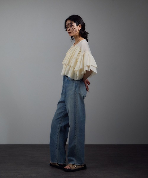 SALON adam et rope'（サロン アダム エ ロペ）の「コットンラッフルブラウス（シャツ/ブラウス・レディース・オフホワイト/ブラック・FREE）」の9枚目の写真