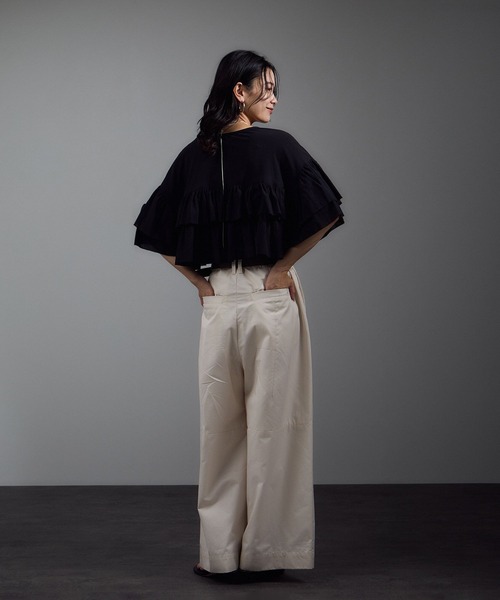 SALON adam et rope'（サロン アダム エ ロペ）の「コットンラッフルブラウス（シャツ/ブラウス・レディース・オフホワイト/ブラック・FREE）」の10枚目の写真