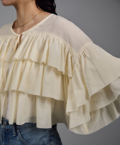 SALON adam et rope'（サロン アダム エ ロペ）の「コットンラッフルブラウス（シャツ/ブラウス・レディース・オフホワイト/ブラック・FREE）」の22枚目の写真