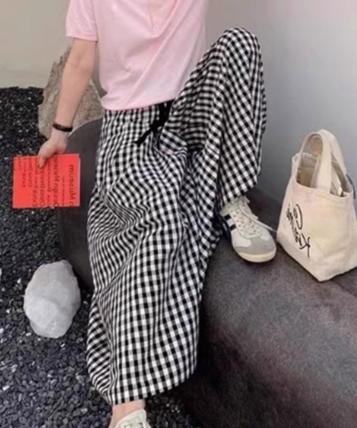 SallyLunn(サリーラン)の「【大人カジュアルに映える♪】チェックリラックスガウチョパンツ(その他パンツ・レディース・ブラック×ホワイト・LARGE/MEDIUM)」の6枚目の写真