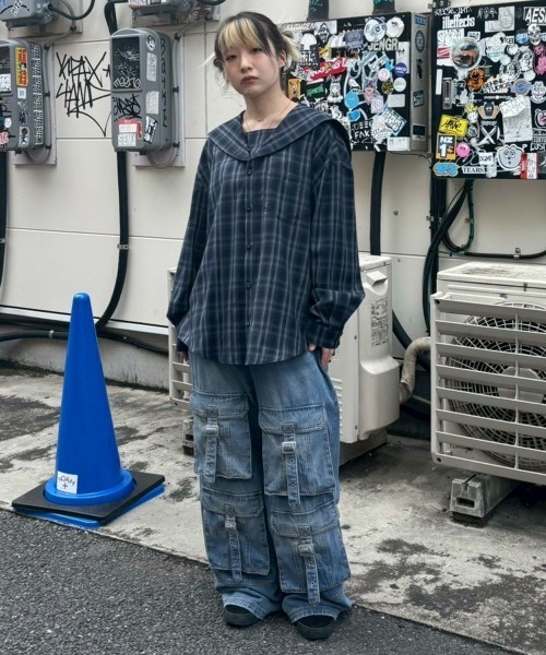 Candy Stripper（キャンディストリッパー）の「8 POCKETS DENIM パンツ（デニムパンツ・レディース・ライトインディゴブルー/ブラック・FREE）」の8枚目の写真