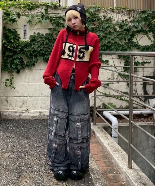 Candy Stripper（キャンディストリッパー）の「8 POCKETS DENIM パンツ（デニムパンツ・レディース・ライトインディゴブルー/ブラック・FREE）」の14枚目の写真