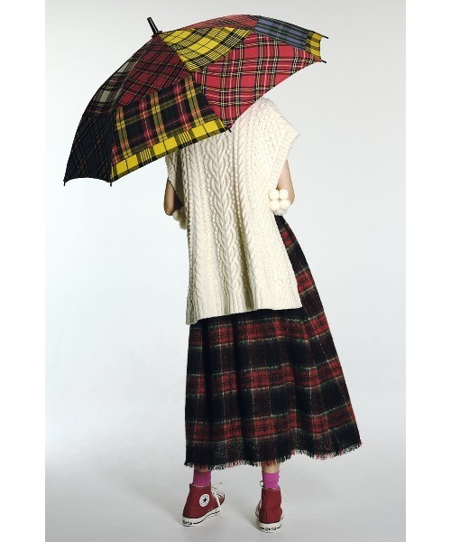 KEITA MARUYAMA（ケイタマルヤマ）の「Big Check SK（スカート・レディース・レッド/ブルー・SMALL/MEDIUM）」の3枚目の写真