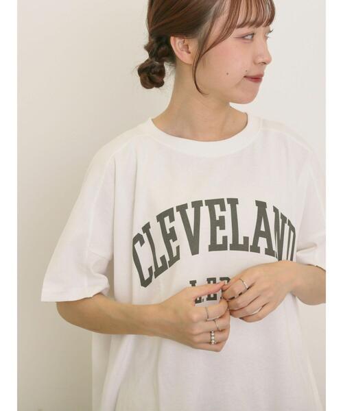 Samansa Mos2(サマンサ モスモス)の「ロゴアソートプリントゆるTシャツ(Tシャツ/カットソー・レディース・ベージュ/ネイビー/ピンク/オフホワイト・F)」の5枚目の写真
