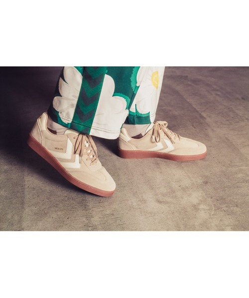 hummel(ヒュンメル)の「hummel/ヒュンメル VM78 CPH SP(スニーカー・メンズ・ベージュ/カーキ・25cm/24cm/23cm/22.5cm/28cm/27cm/26.5cm/25.5cm)」の3枚目の写真