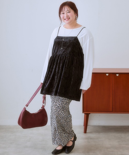 SMILE LAND（スマイルランド）の「＜大きいサイズ＞カットベロアキャミソール（キャミソール・レディース・ブラック/ピンク系・4L/3L/L/5L/LL）」の10枚目の写真