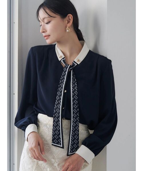 TONAL（トーナル）の「スカーフタイドッキングブラウス（シャツ/ブラウス・レディース・ネイビー/オフホワイト/ベビーピンク・MEDIUM）」の2枚目の写真