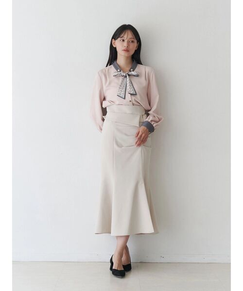 TONAL（トーナル）の「スカーフタイドッキングブラウス（シャツ/ブラウス・レディース・ネイビー/オフホワイト/ベビーピンク・MEDIUM）」の11枚目の写真