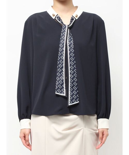 TONAL（トーナル）の「スカーフタイドッキングブラウス（シャツ/ブラウス・レディース・ネイビー/オフホワイト/ベビーピンク・MEDIUM）」の16枚目の写真
