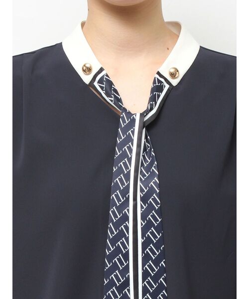 TONAL（トーナル）の「スカーフタイドッキングブラウス（シャツ/ブラウス・レディース・ネイビー/オフホワイト/ベビーピンク・MEDIUM）」の19枚目の写真