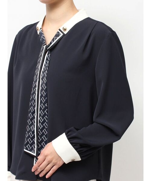 TONAL（トーナル）の「スカーフタイドッキングブラウス（シャツ/ブラウス・レディース・ネイビー/オフホワイト/ベビーピンク・MEDIUM）」の20枚目の写真