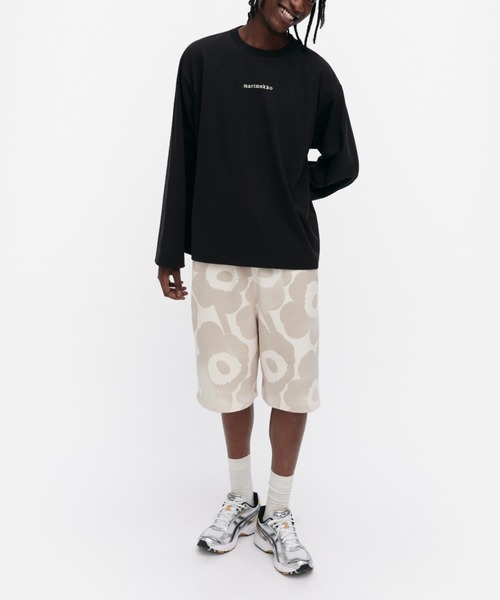 marimekko(マリメッコ)の「【kioski】Reunat Logo / jersey(Tシャツ/カットソー・レディース・ブラック・X-SMALL/SMALL/MEDIUM/LARGE)」の5枚目の写真