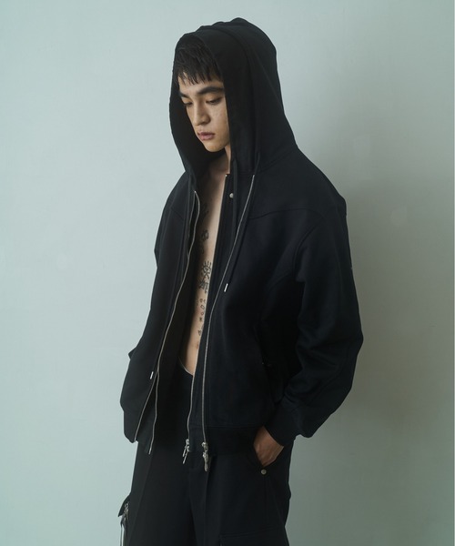 PHILTHEORY(フィルセオリー)の「Layered duck sweat parka / レイヤードダックスウェットパーカー(パーカー・メンズ・ブラック/グレー・3/2/1)」の11枚目の写真