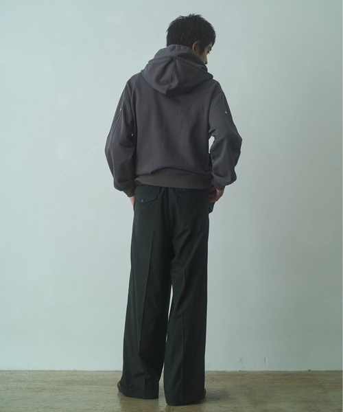 PHILTHEORY(フィルセオリー)の「Layered duck sweat parka / レイヤードダックスウェットパーカー(パーカー・メンズ・ブラック/グレー・3/2/1)」の15枚目の写真