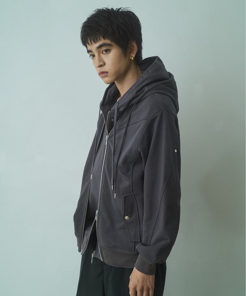 PHILTHEORY(フィルセオリー)の「Layered duck sweat parka / レイヤードダックスウェットパーカー(パーカー・メンズ・ブラック/グレー・3/2/1)」の21枚目の写真